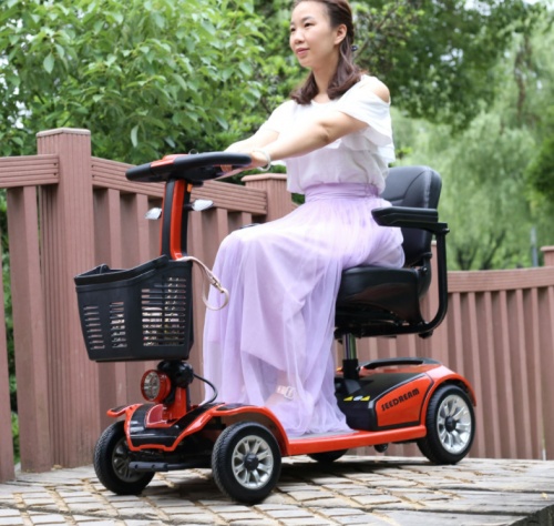 Xe điện bốn bánh S-01 SEEDREAM người khuyết tật chăm sóc người già trẻ em