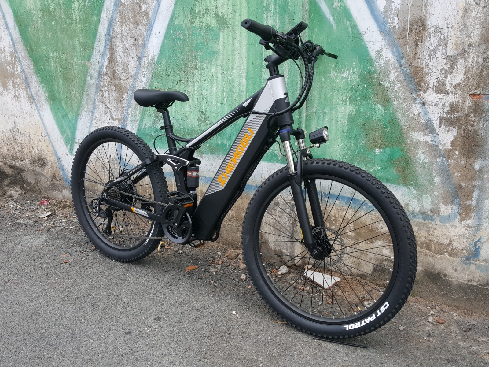 Xe đạp ZHENGBU M10 trợ lực điện 48V26ah 750W mới 2022 Đài loan